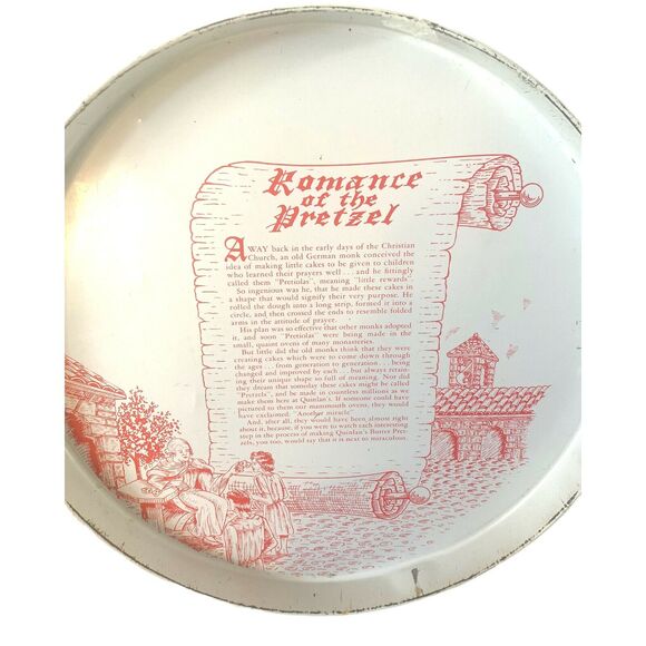 Vintage Quinlan’s Amish Dutch Round Tin Pennsylvania Blue Farm Butter Pretzel - Picture 5 of 12